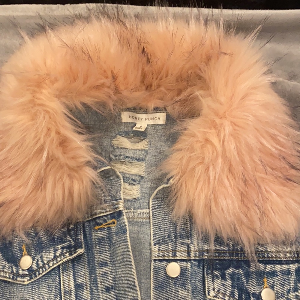 Honey Punch denim jacket w/ faux fur pink collar - Picture 2 of 2
